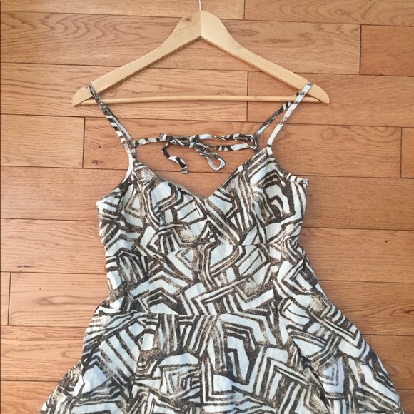 Size 6 Banana Republic Summer Dress - Picture 2 of 4